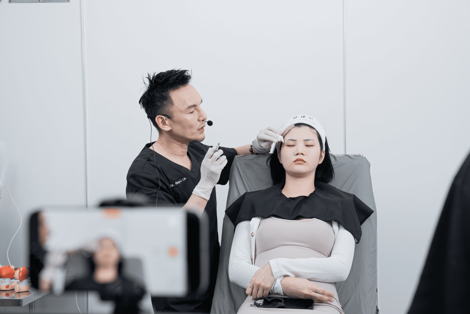 林上立醫師受邀單腎星球玻尿酸台北首場Workshop講師，並現場進行Live Deom示範星球玻尿酸注射技巧。